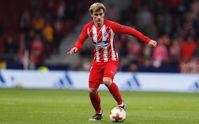 飞亚体育快讯-克洛普激情庆祝滑跪三条杠